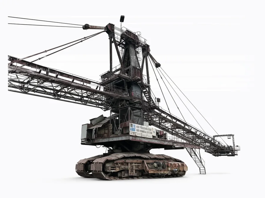 Mobile conveyor mining machine
