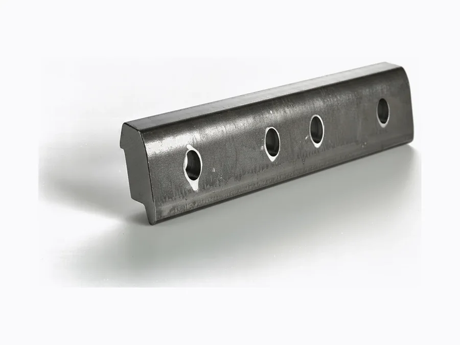 Railway fastening plates